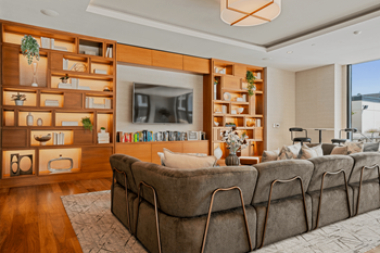 Clubhouse at 365 nicollet, minneapolis, mn 55401